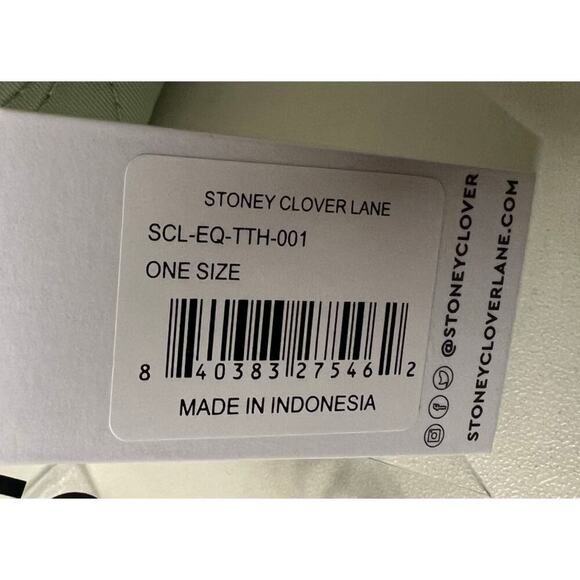 NWT Stoney Clover Lane Toiletry Bag in Pistachio - Picture 10 of 12